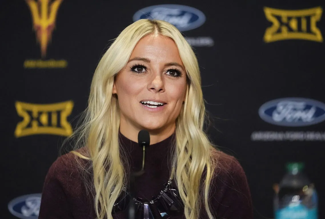 molly miller — US news