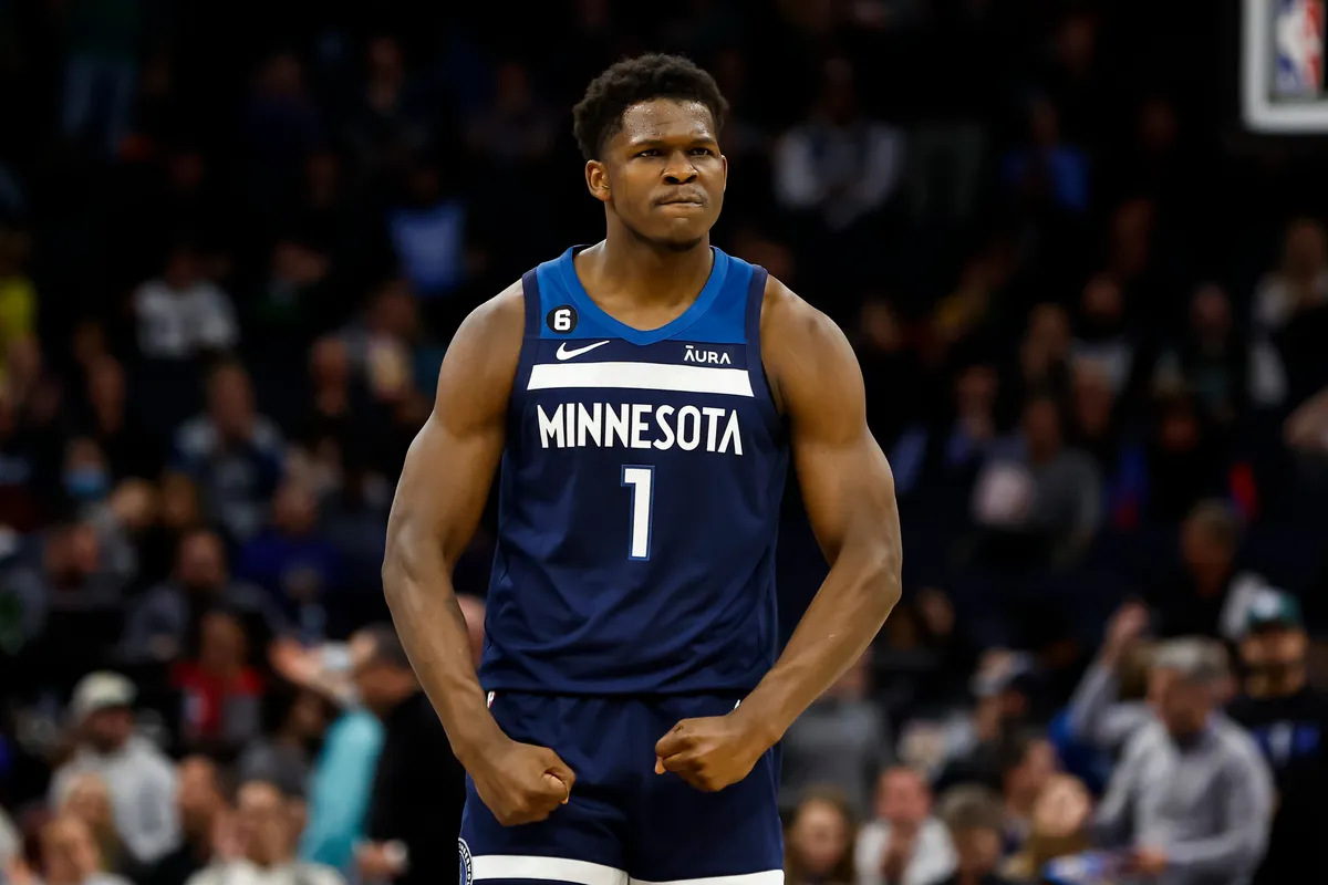 anthony edwards — US news