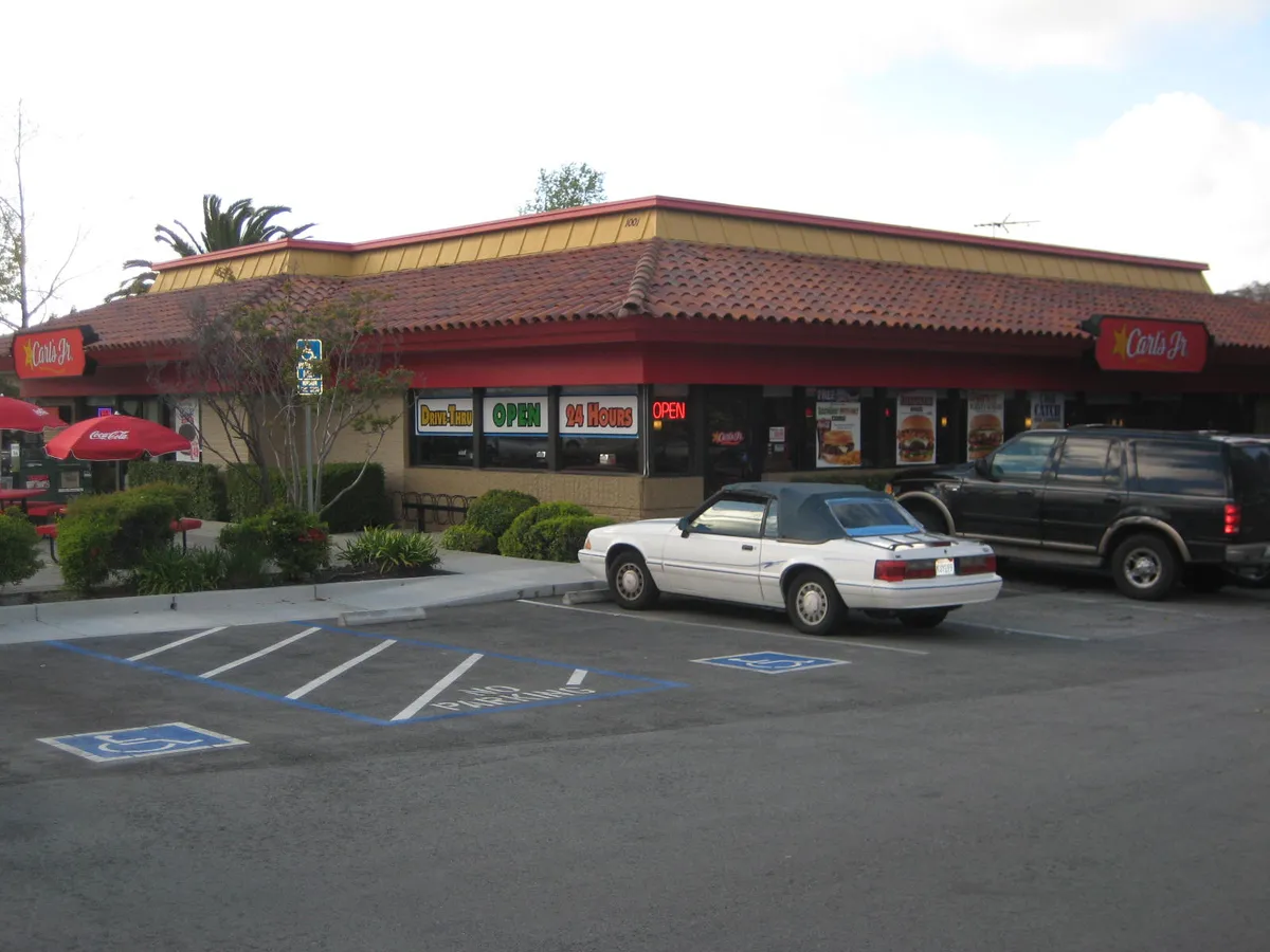 carl's jr. — US news