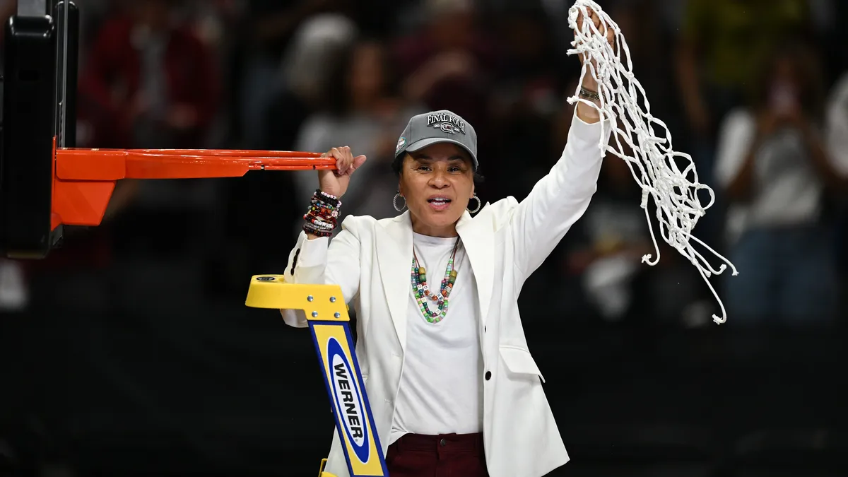 dawn staley — US news