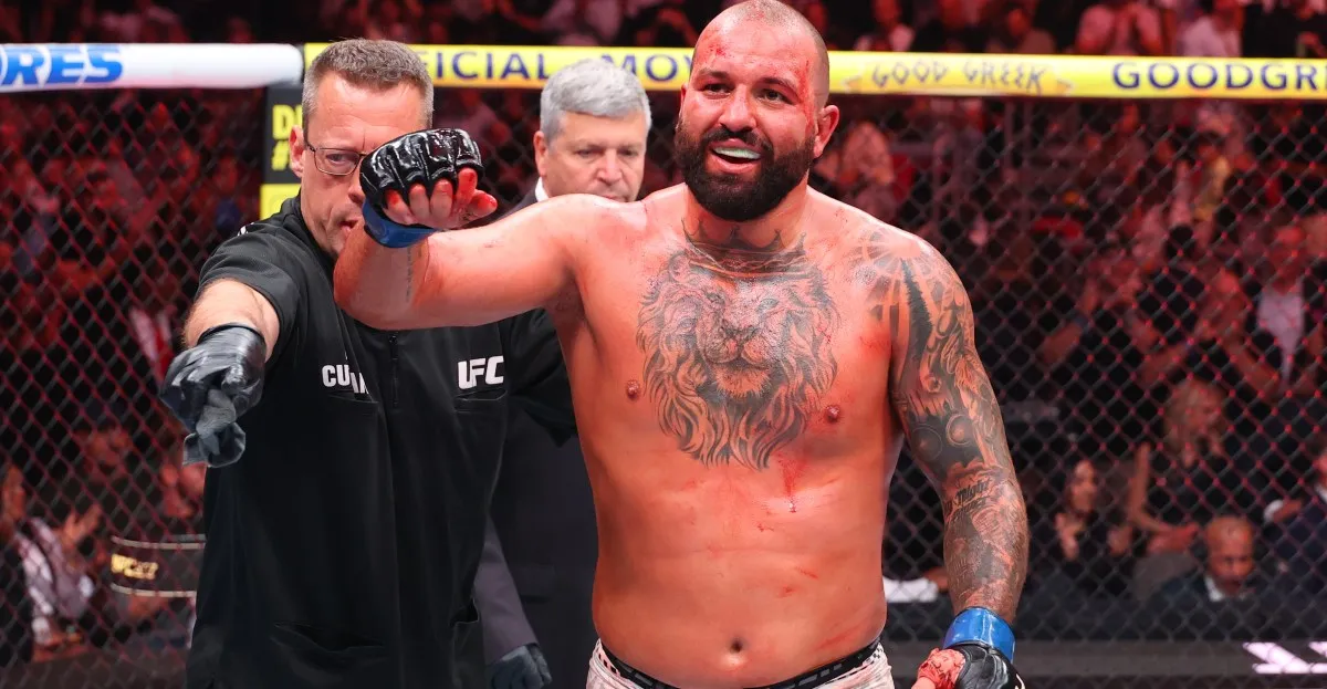 derrick lewis — US news