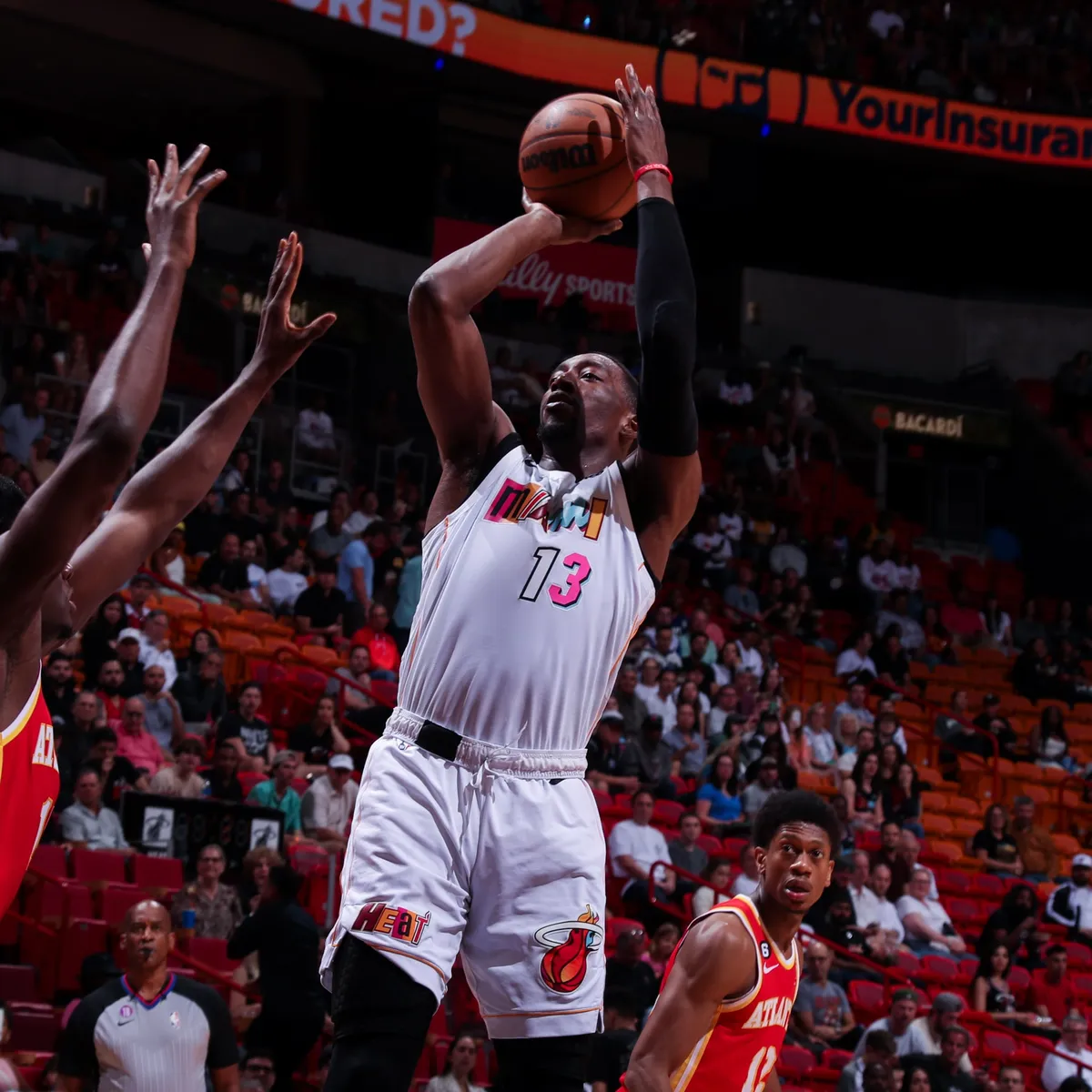 hawks vs heat — US news