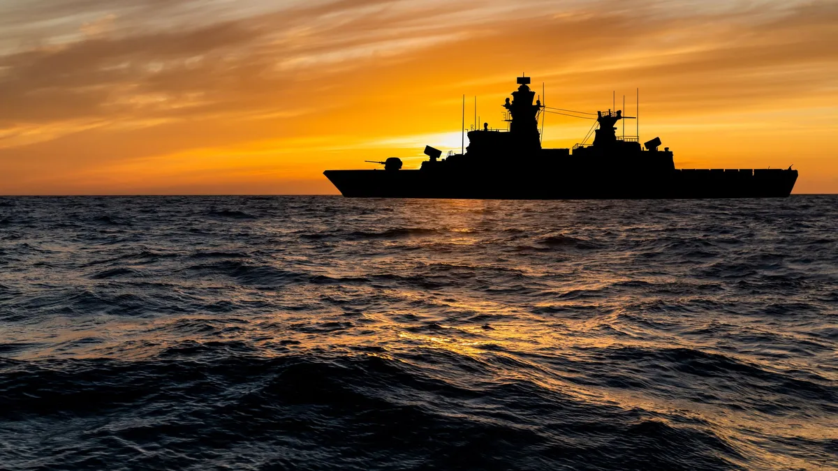 hnlms evertsen bluetooth tracker — US news