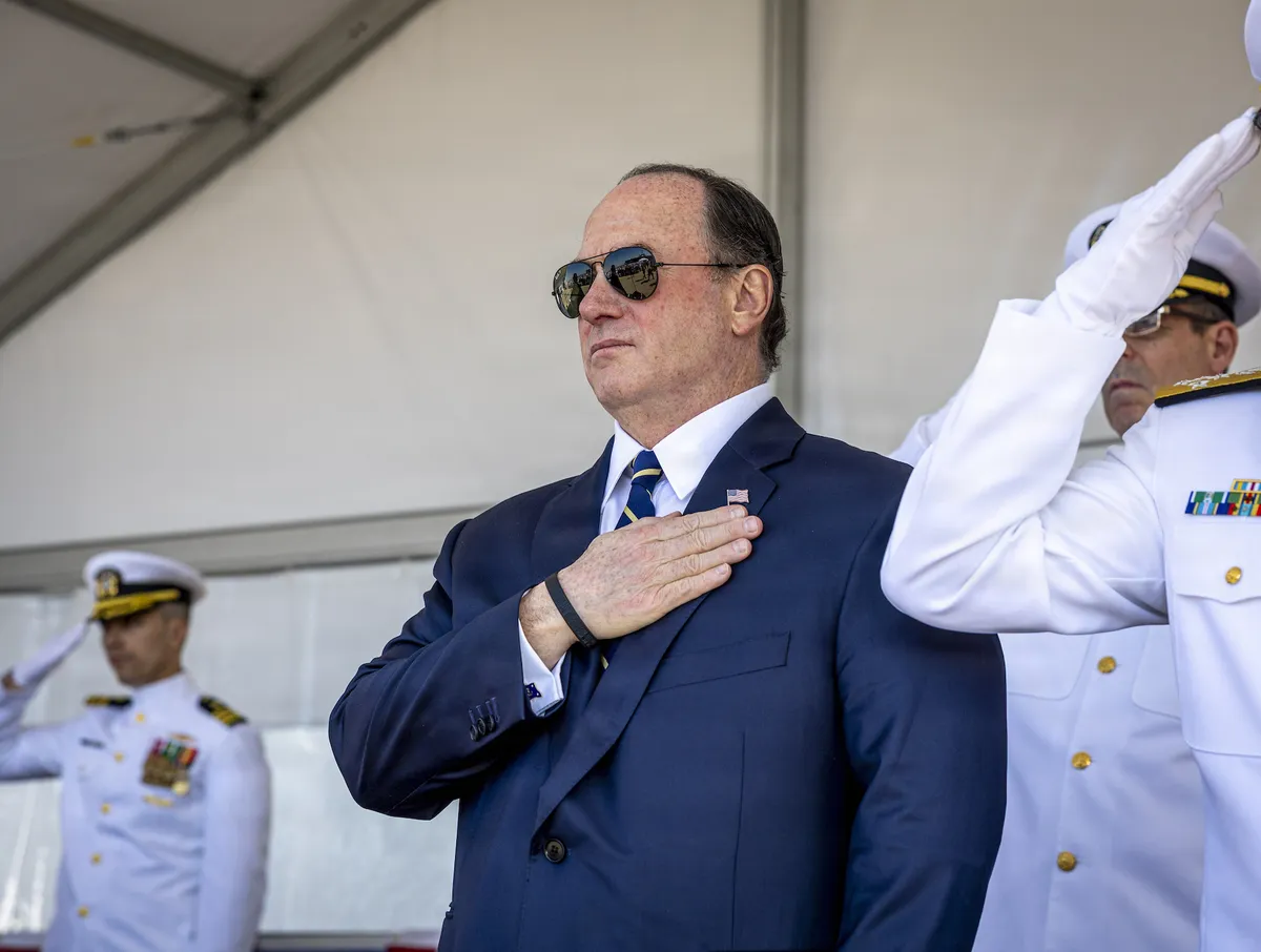 hung cao — US news