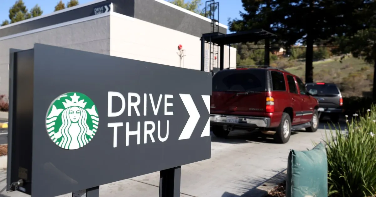 is starbucks open on easter — US news