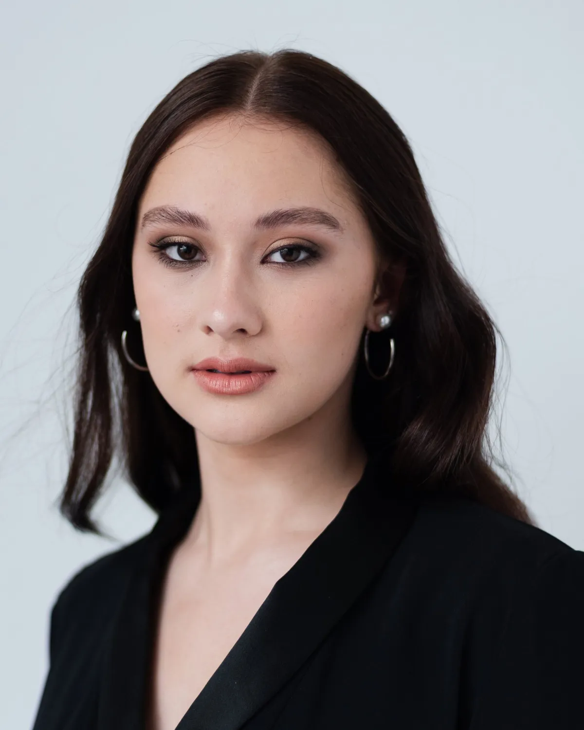 lola tung — US news