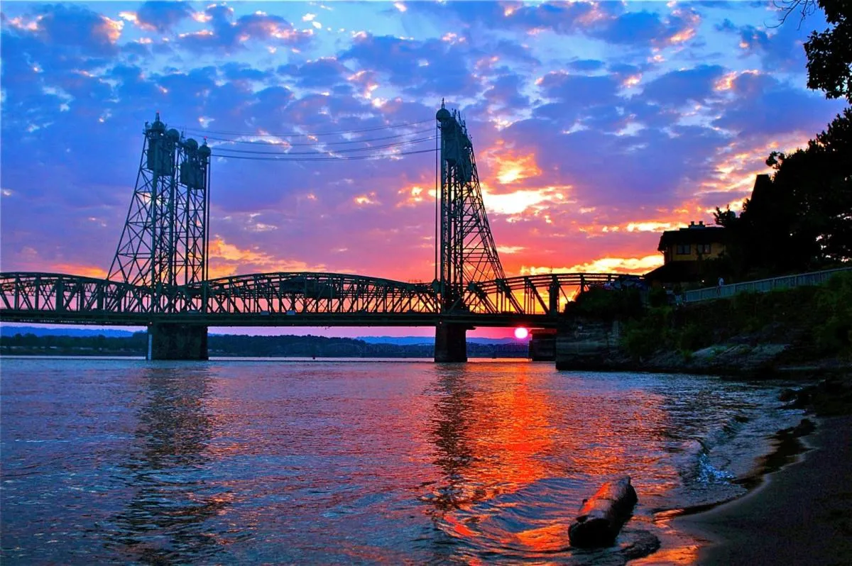 portland vs vancouver — US news