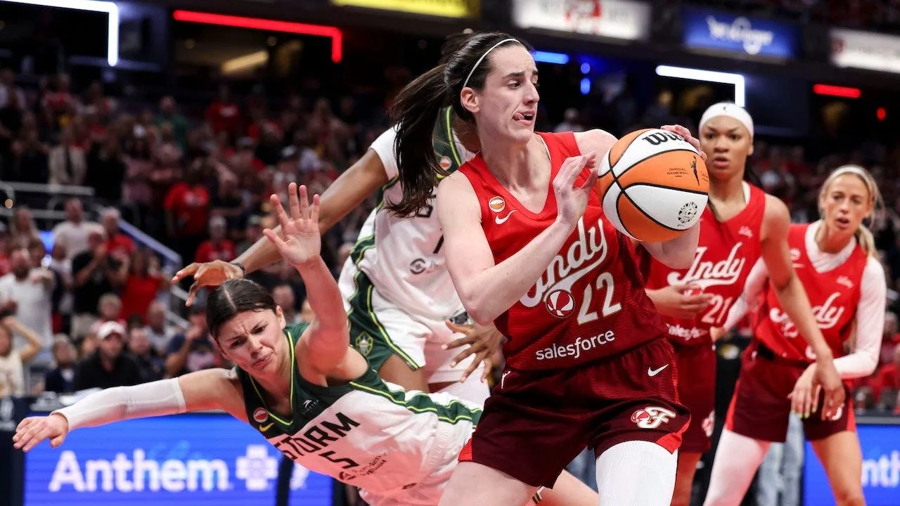 Caitlin Clark makes WNBA history with record-breaking game after weeks of controversy - Fox News