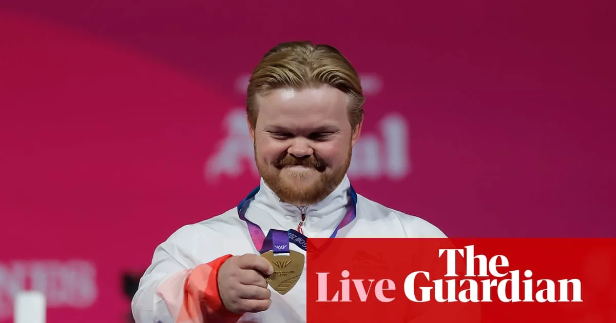 King Charles and Queen Camilla Make Unforgettable Entrance at the Commonwealth Games in Doctor Who’s TARDIS - People.com