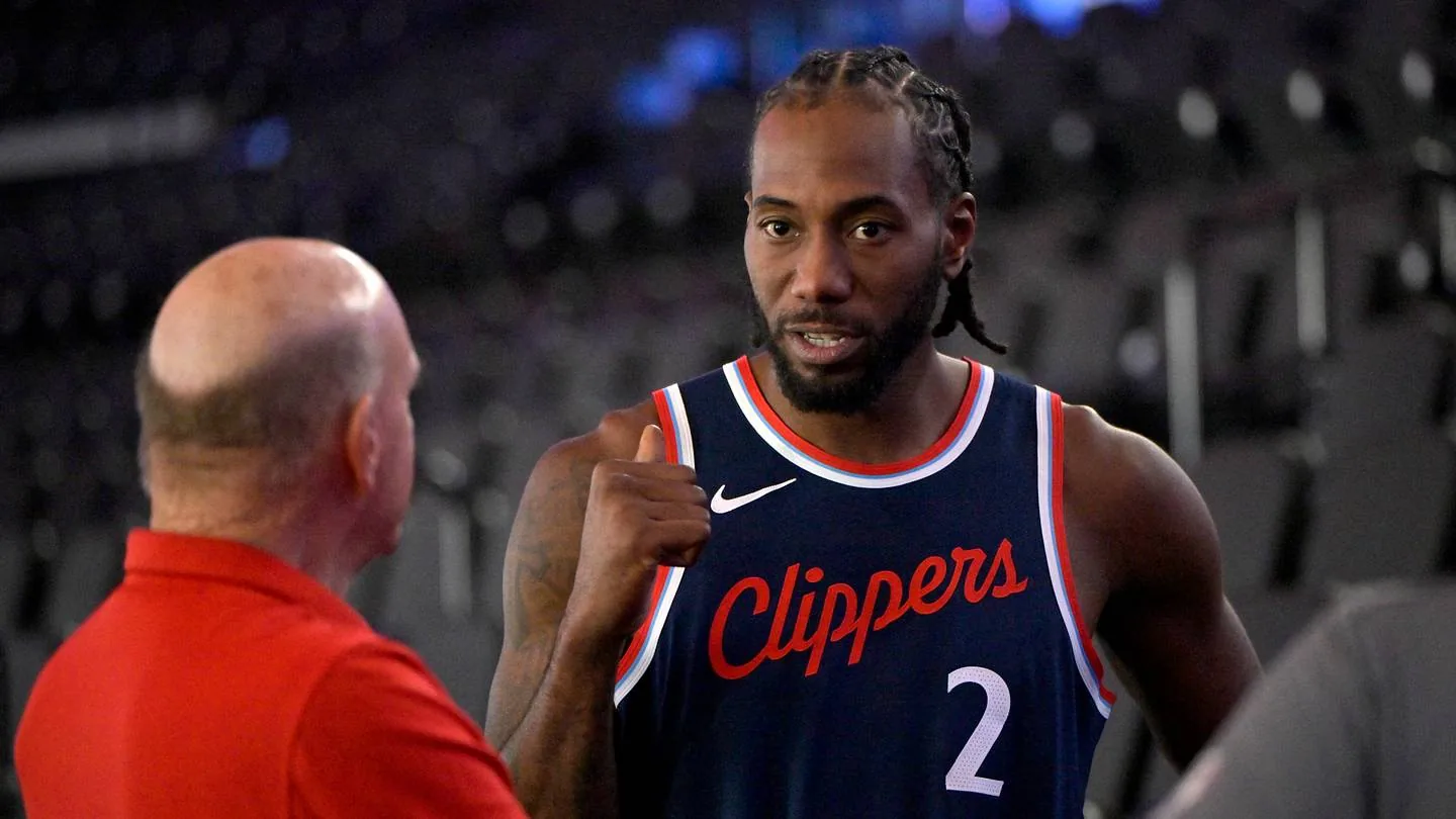Kawhi Leonard trade to Raptors put on hold until Clippers’ Aspiration investigation ends - The New York Times