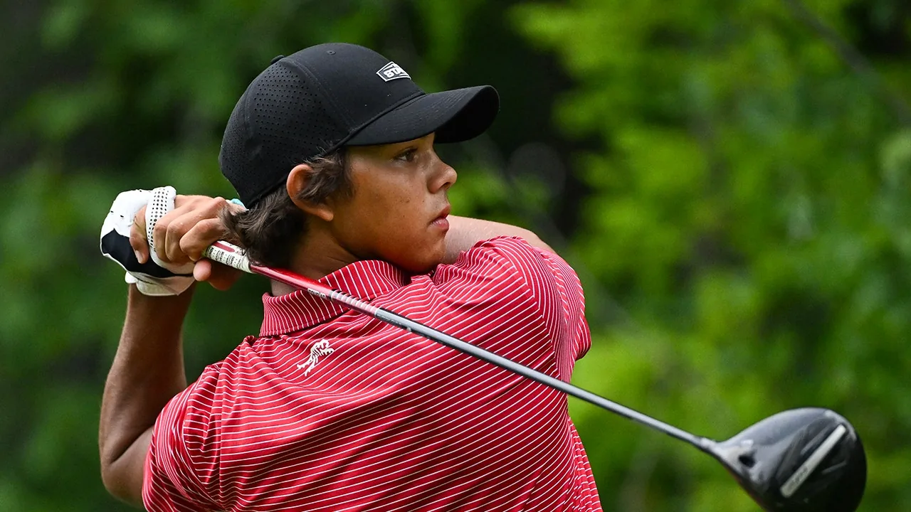 Charlie Woods' shot at the U.S. Junior Amateur ruined by clueless golf fan's phone: 'Really, dude?' - Fox News